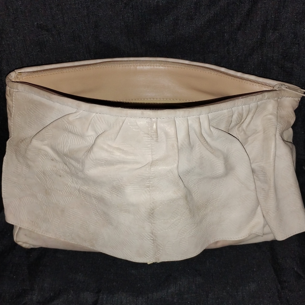Elegant Cream Clutch Bag